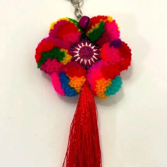 ⭐️3/$15 Pom Pom keychain - Picture 2 of 5
